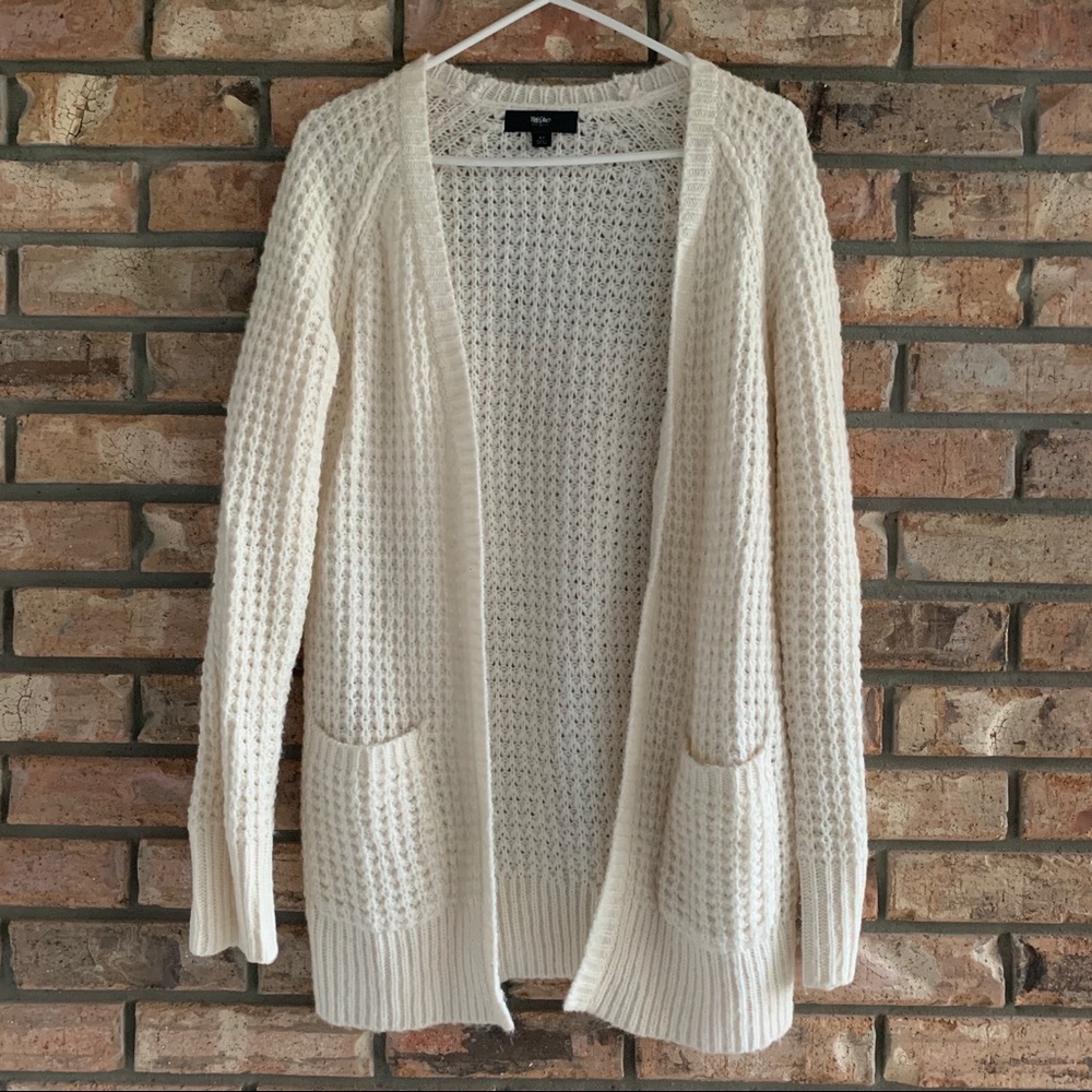 Mossimo cream open sweater with pockets